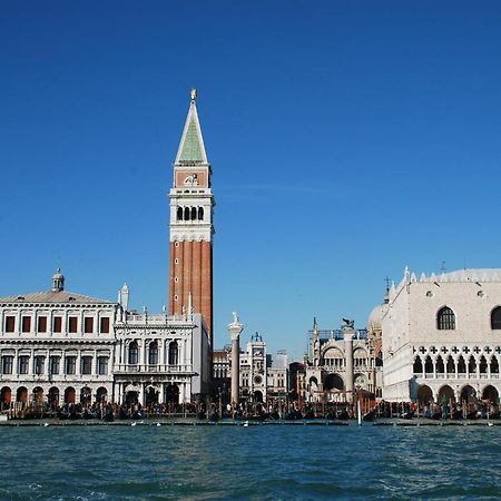 Canal Tron Venedig Exterior foto