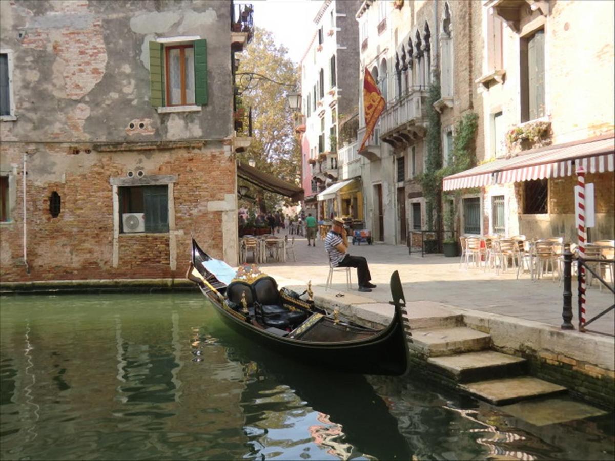 Canal Tron Venedig Exterior foto