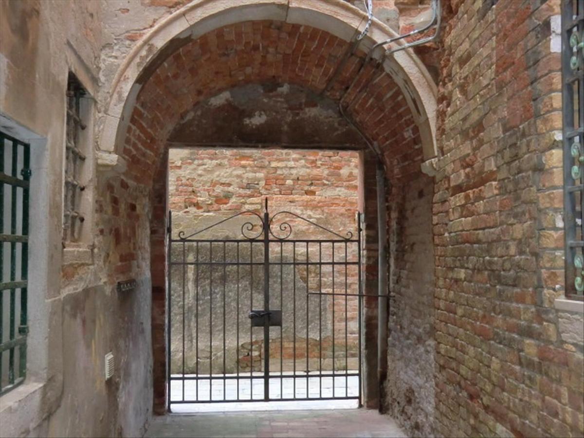 Canal Tron Venedig Exterior foto